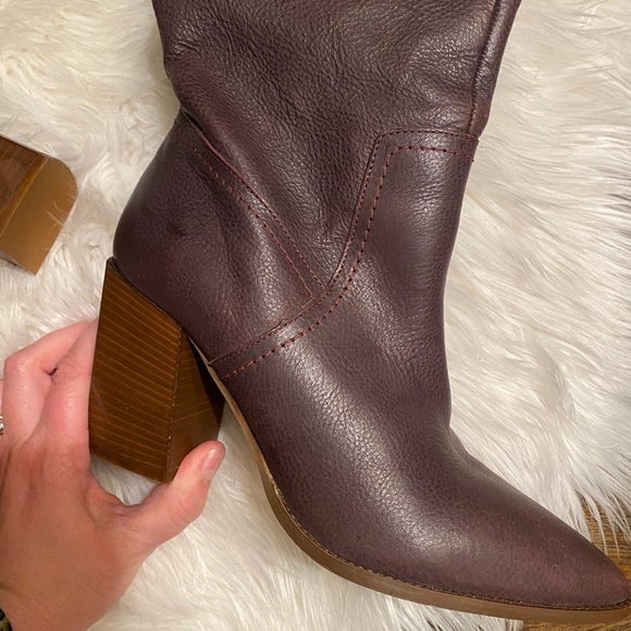 Free People Riley leather tall slouchy boots size 39 or 8.5 in dark purple - Picture 4 of 9